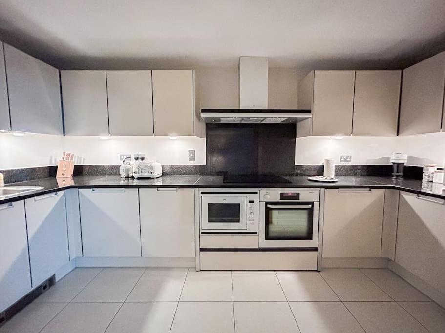 Appartement Vista Haven: A Short Let Retreat Londen