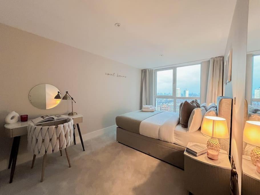 Vista Haven: A Short Let Retreat Appartement Londen