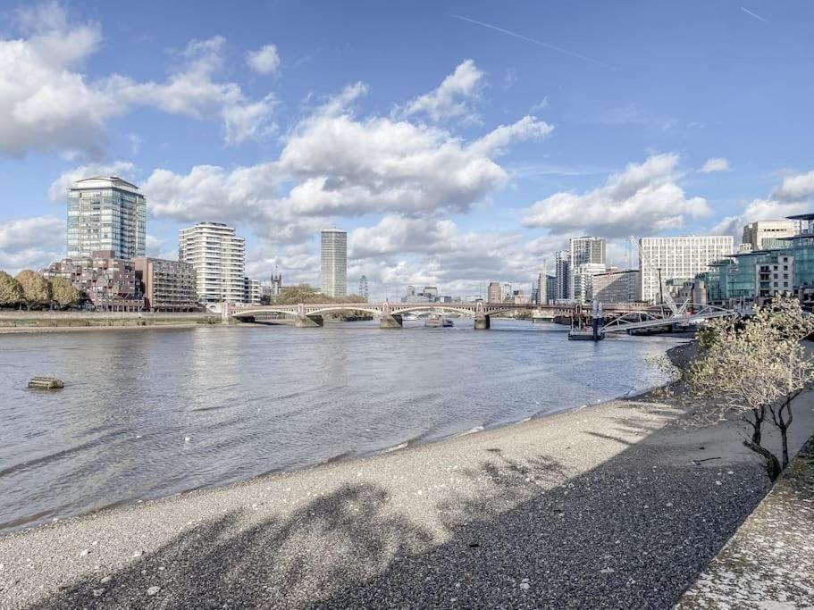Vista Haven: A Short Let Retreat Appartement Londen